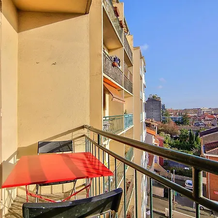 Apartment For 4 ✰canal From Brienne✰ *